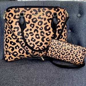 Perfect like new kate spade Leopard print purse & wallet set.